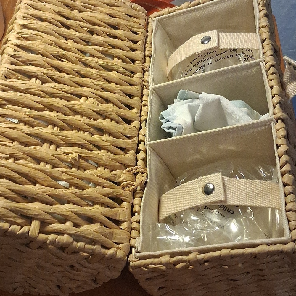 Hearth & Hand Woven Drink Carrier - Picture 5 of 15